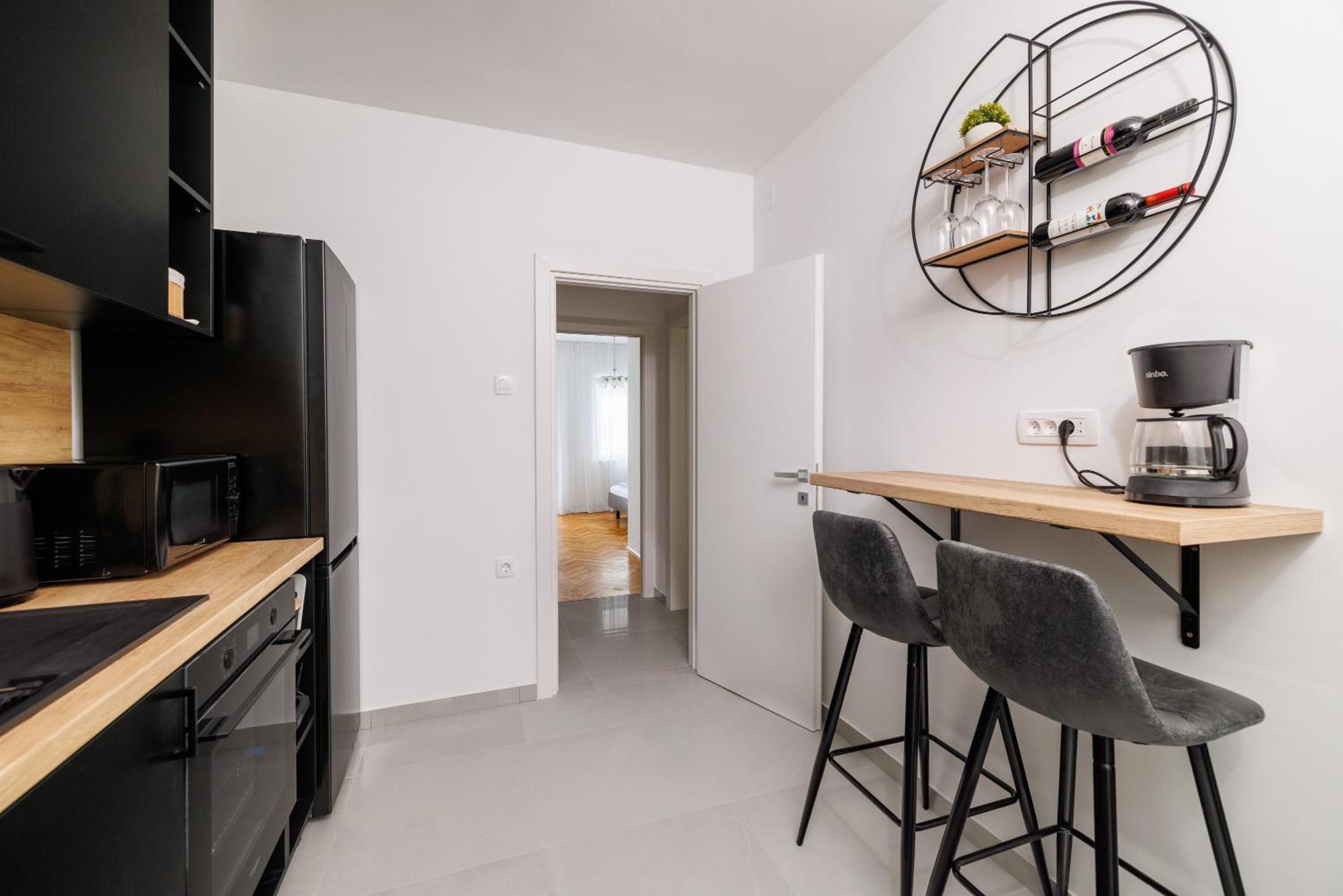 Apartment Adria Crikvenica Exterior photo