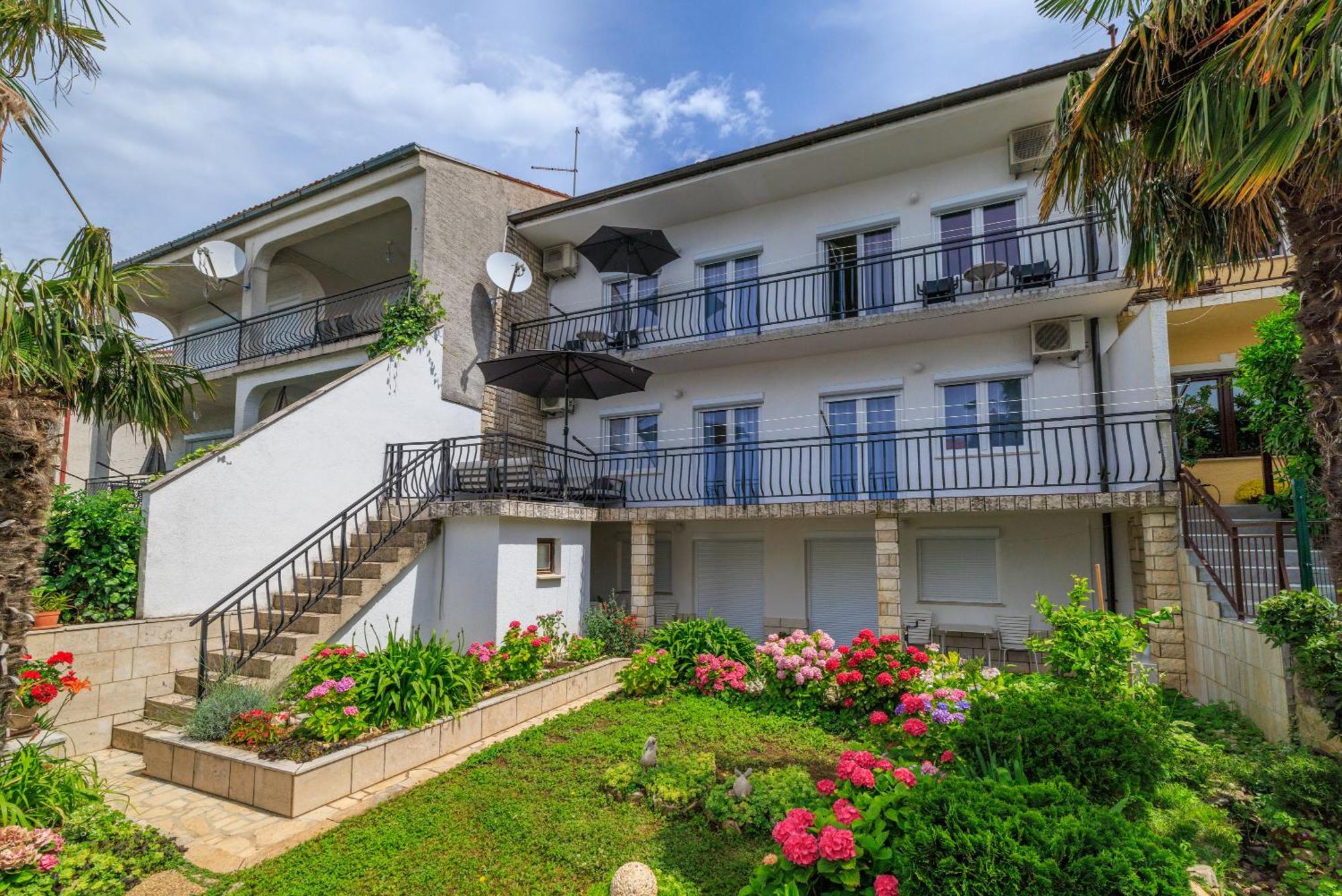 Apartment Adria Crikvenica Exterior photo